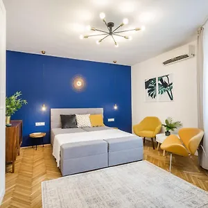 Bpr Unique With A/c , Budapest Ungheria